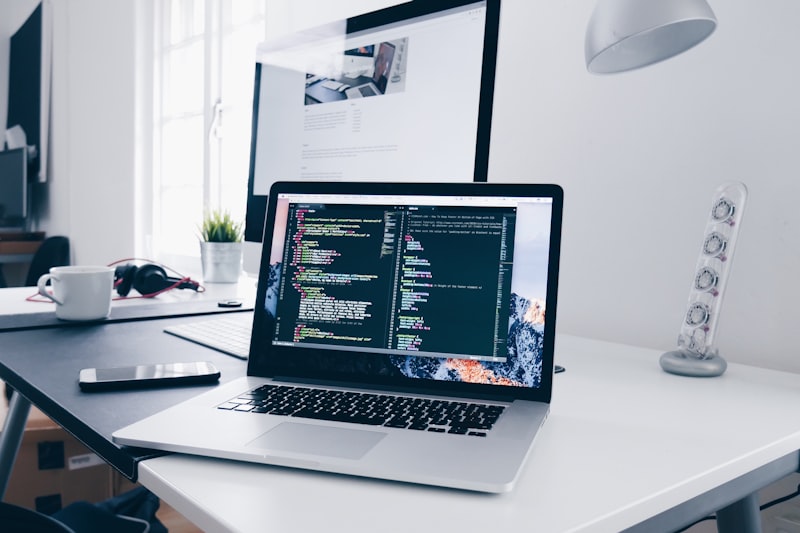 Mengapa Cloud Computing Penting: Panduan Transformasi Bisnis dengan Layanan Komputasi Awan